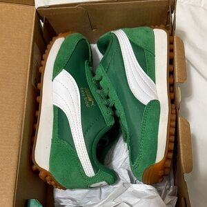 Puma Kids Sneakers Green and White size 11c